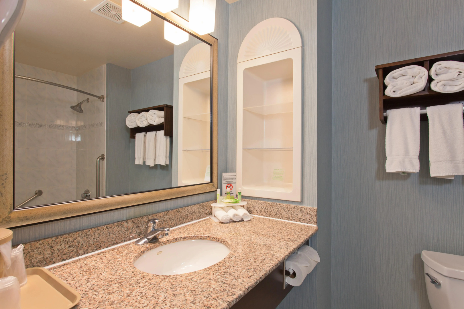 Holiday Inn Express Hotel & Suites Hermosa Beach by IHG