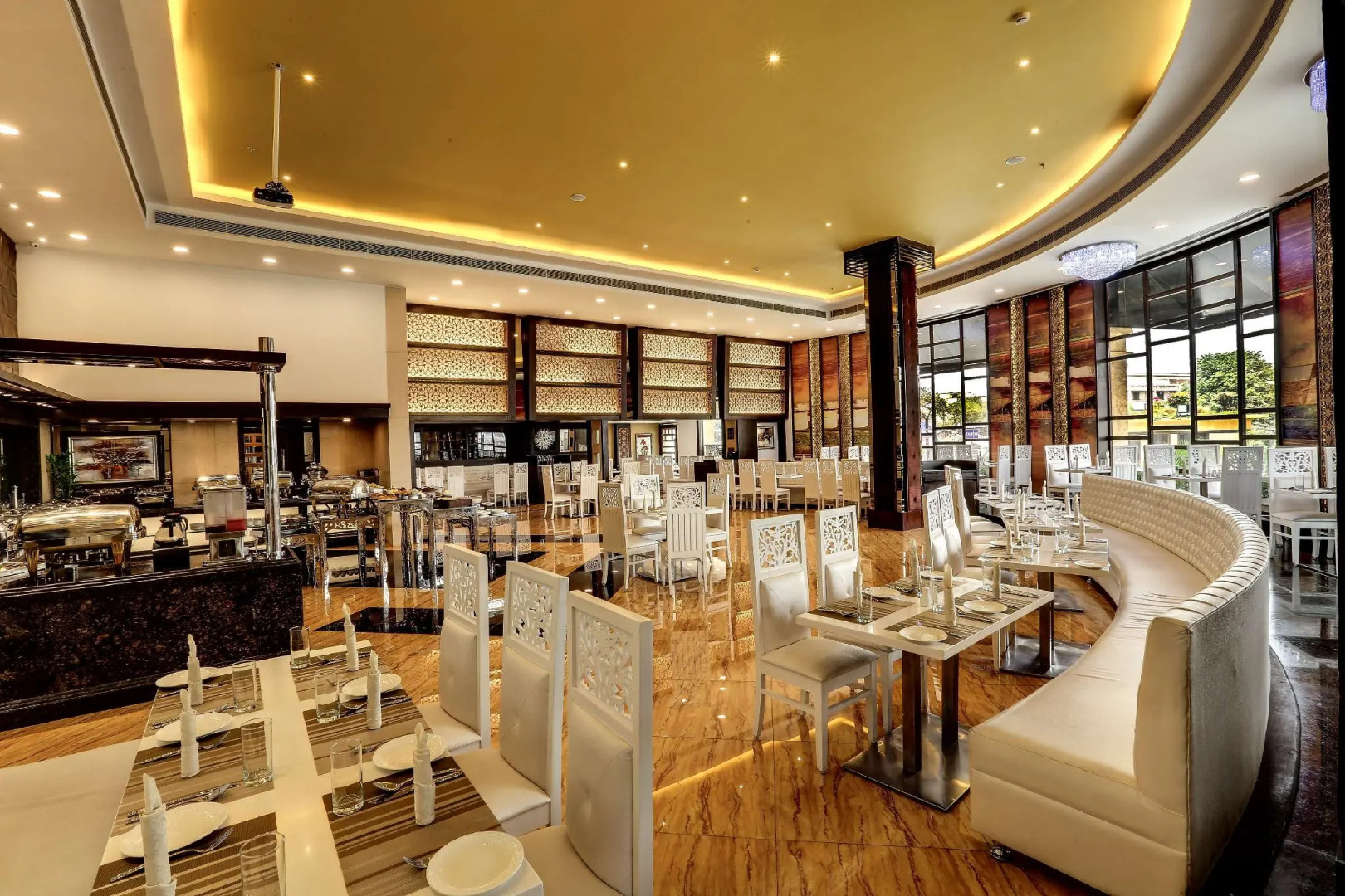 Golden Chariot Vasai - Hotel and Spa