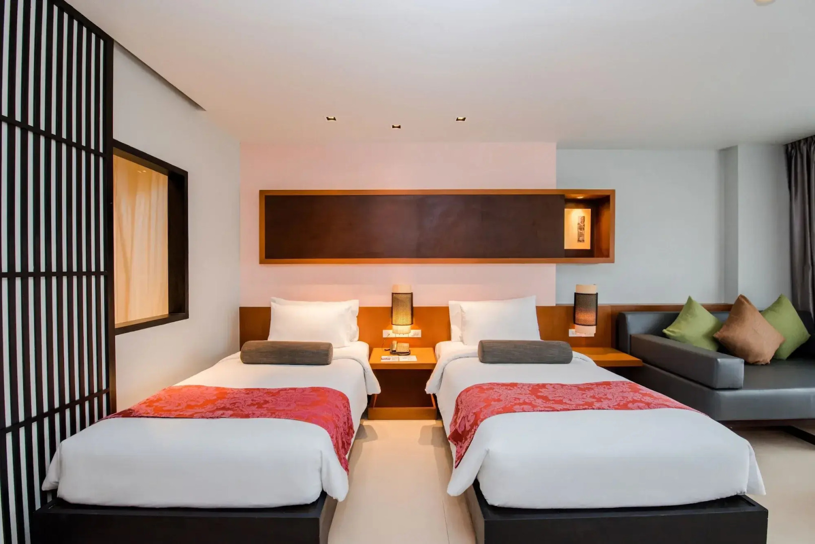 Отель ASHLEE Hub Hotel Patong