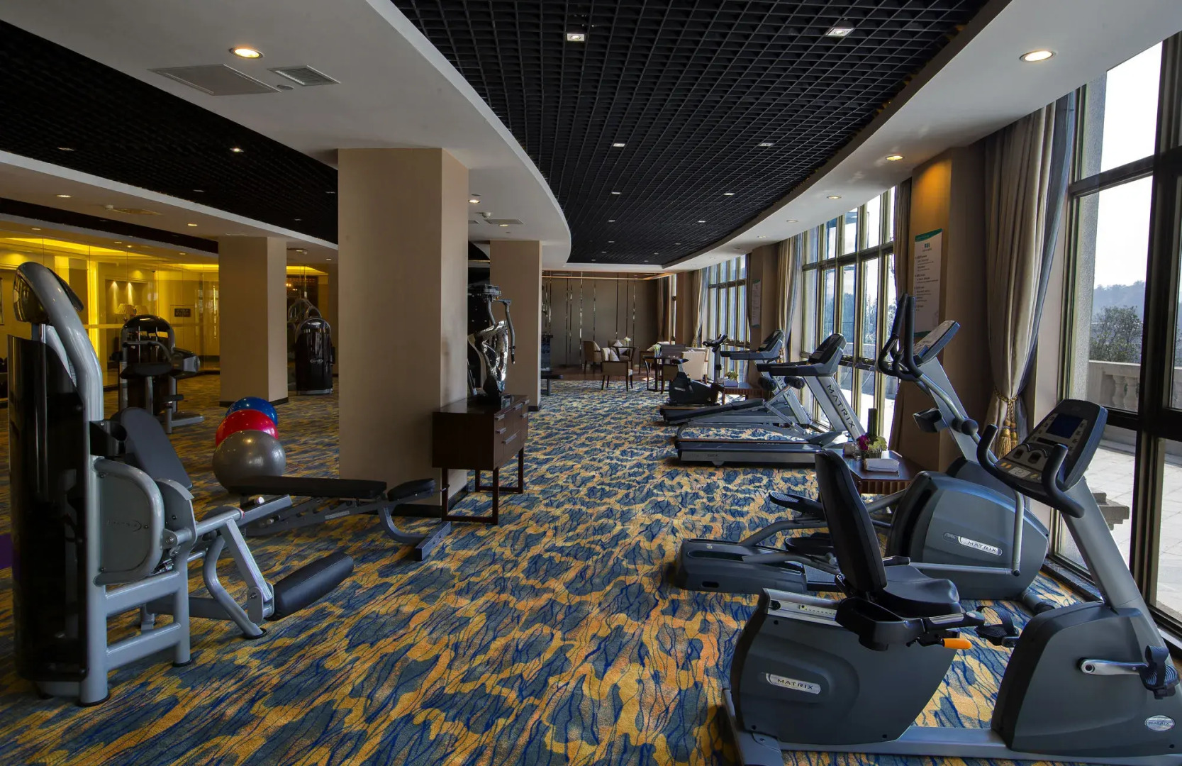 Zhangjiajie Country Garden Phoenix Suites Hotel