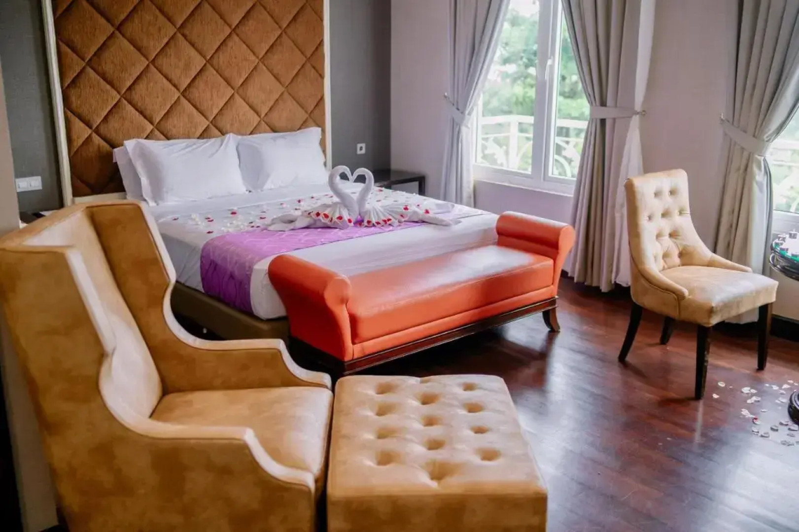 Beth Kasegaran Theresia