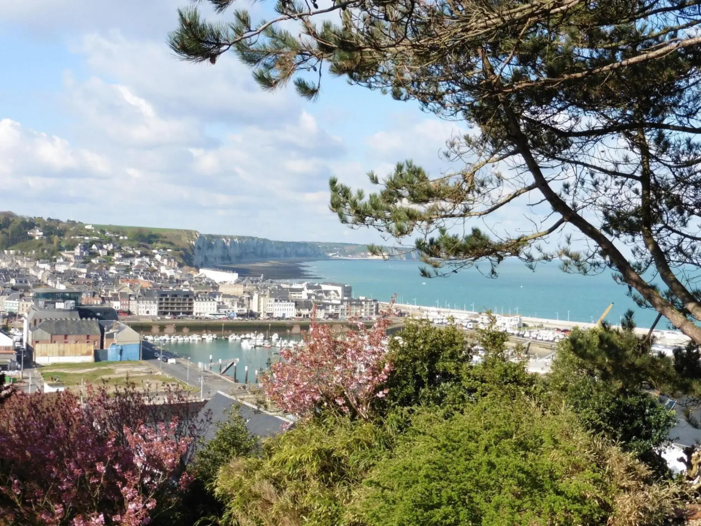 Terraced house, Yport, 400m from the sea