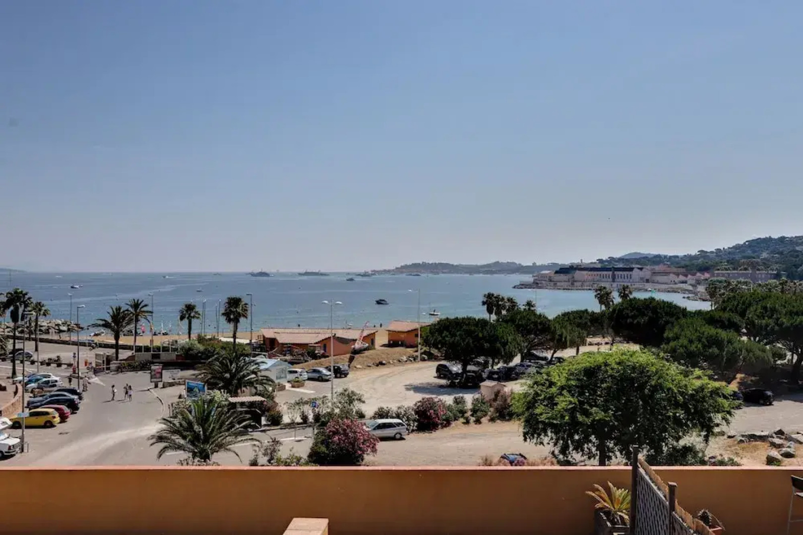 Les Marines de Gassin by Ateya Vacances