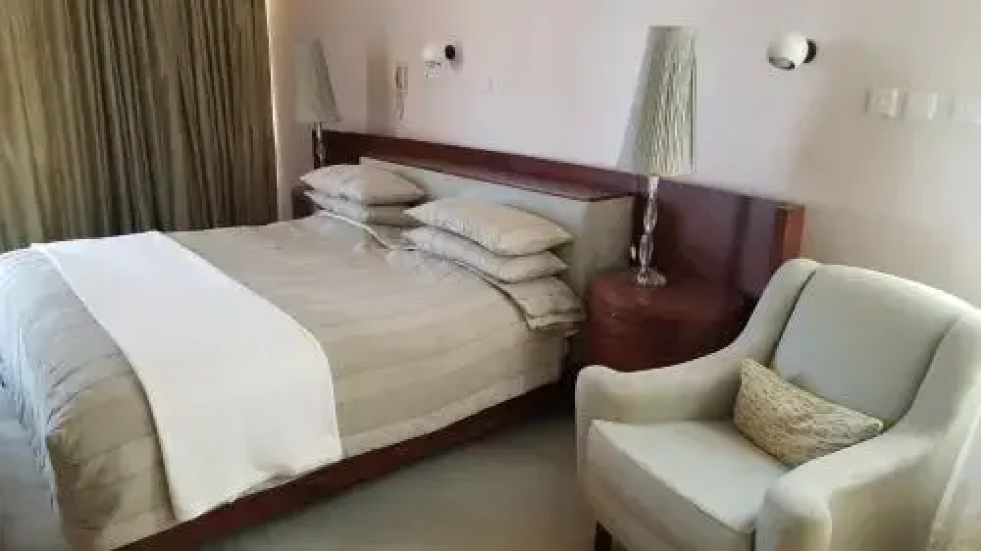 Bokmakierie Country Lodge