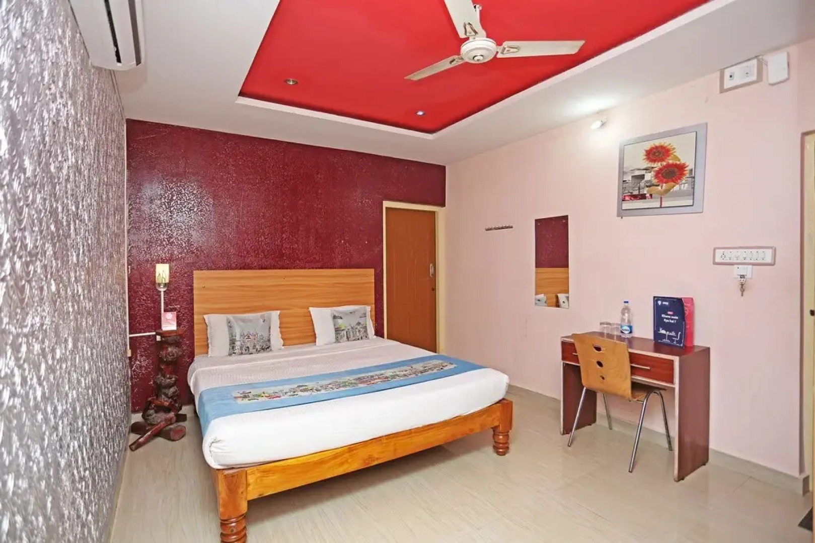 OYO 9592 Maharaja Palace Resort