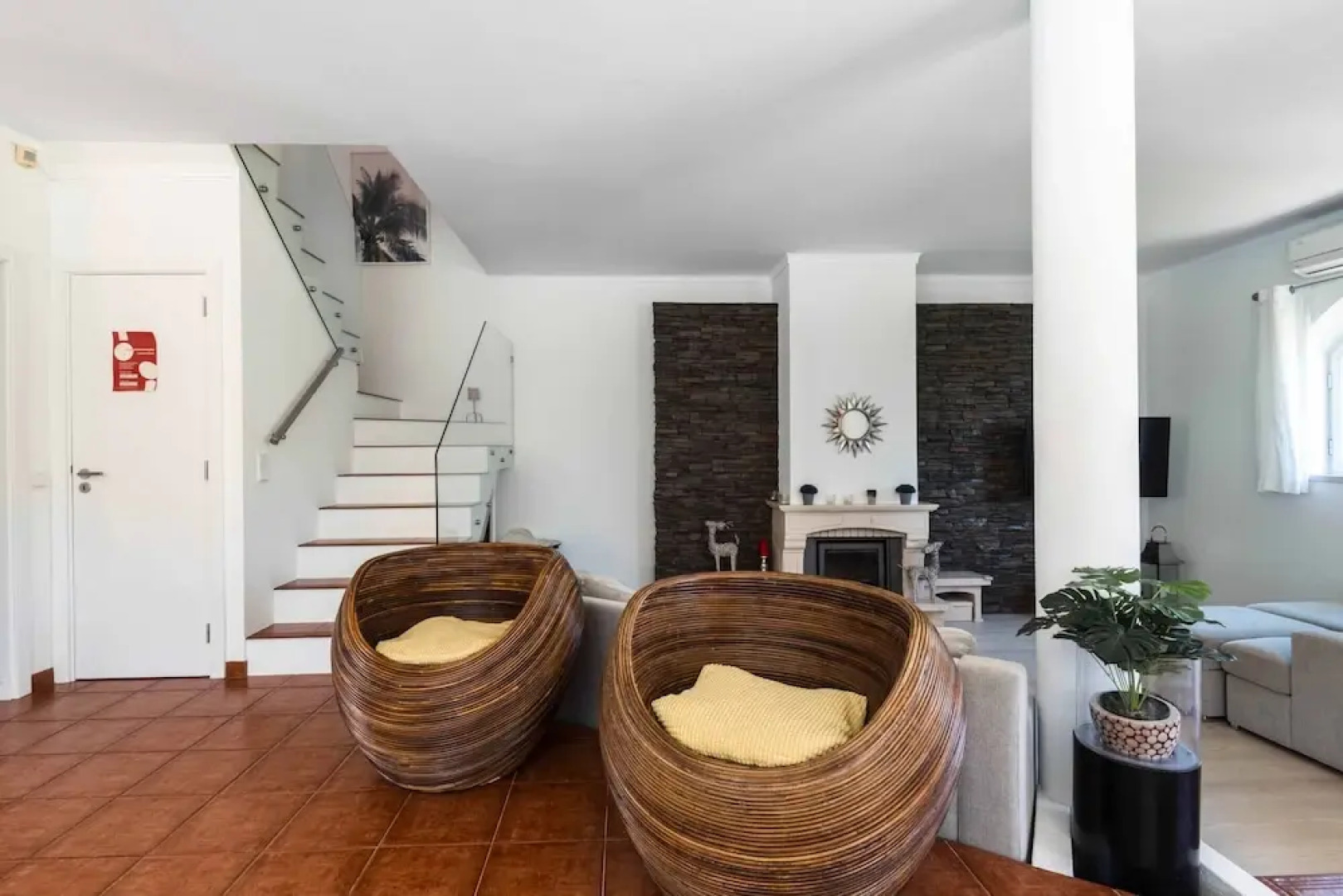 Sesimbra Stylish Villa by Homing