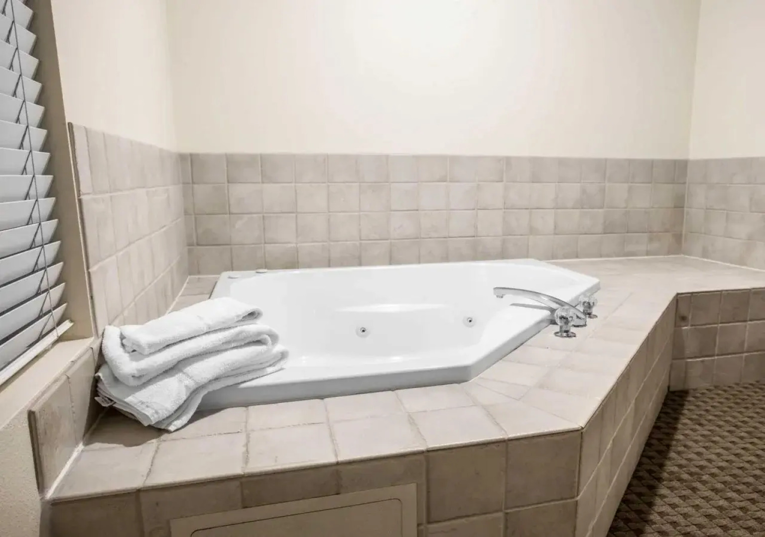 Quality Inn & Suites Federal Way - Seattle