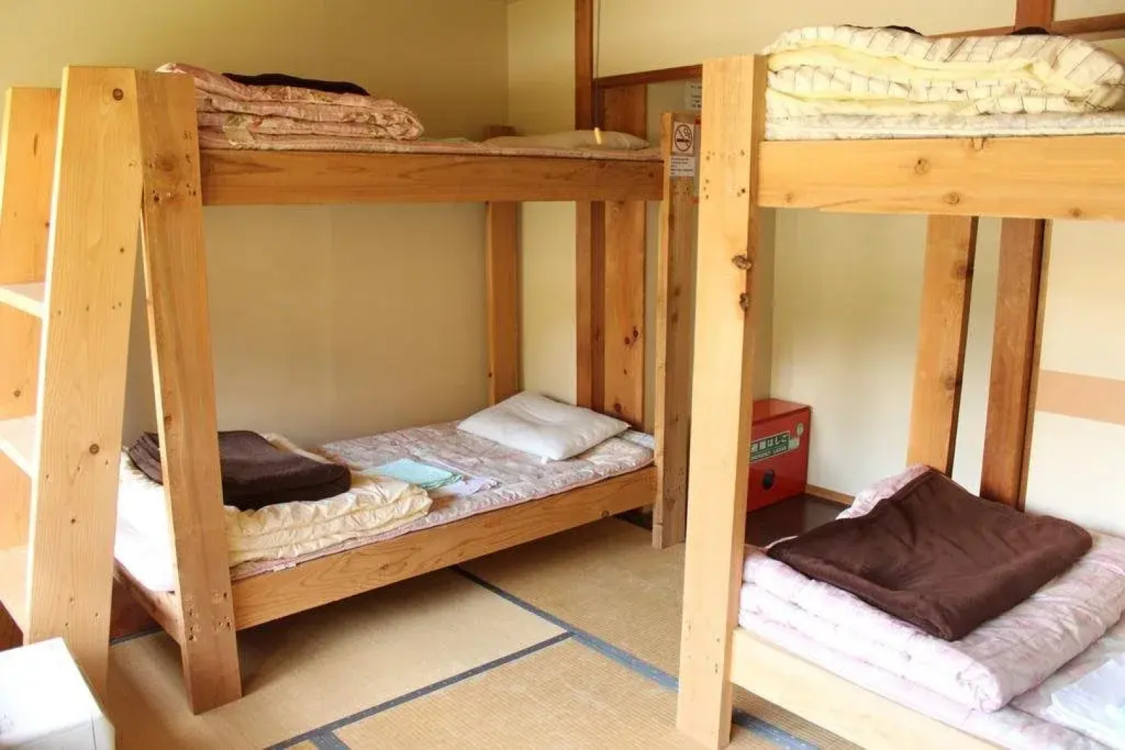 Alpine Lodge - Hostel