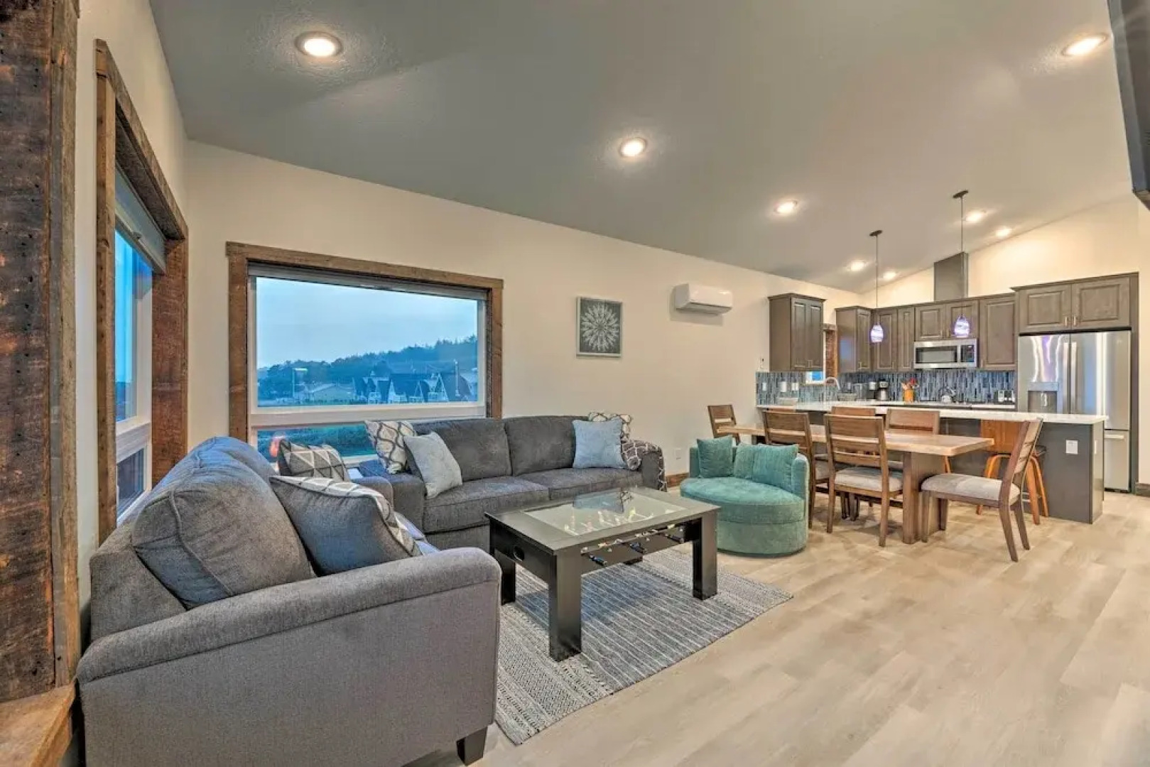 Sanderling Sea Cottages, Unit 5 w/ Ocean Views!