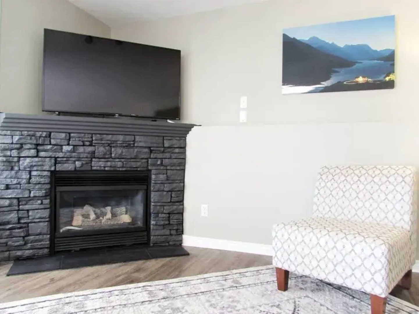 Paradise Canyon Golf Resort, Signature Walkout Condo 382