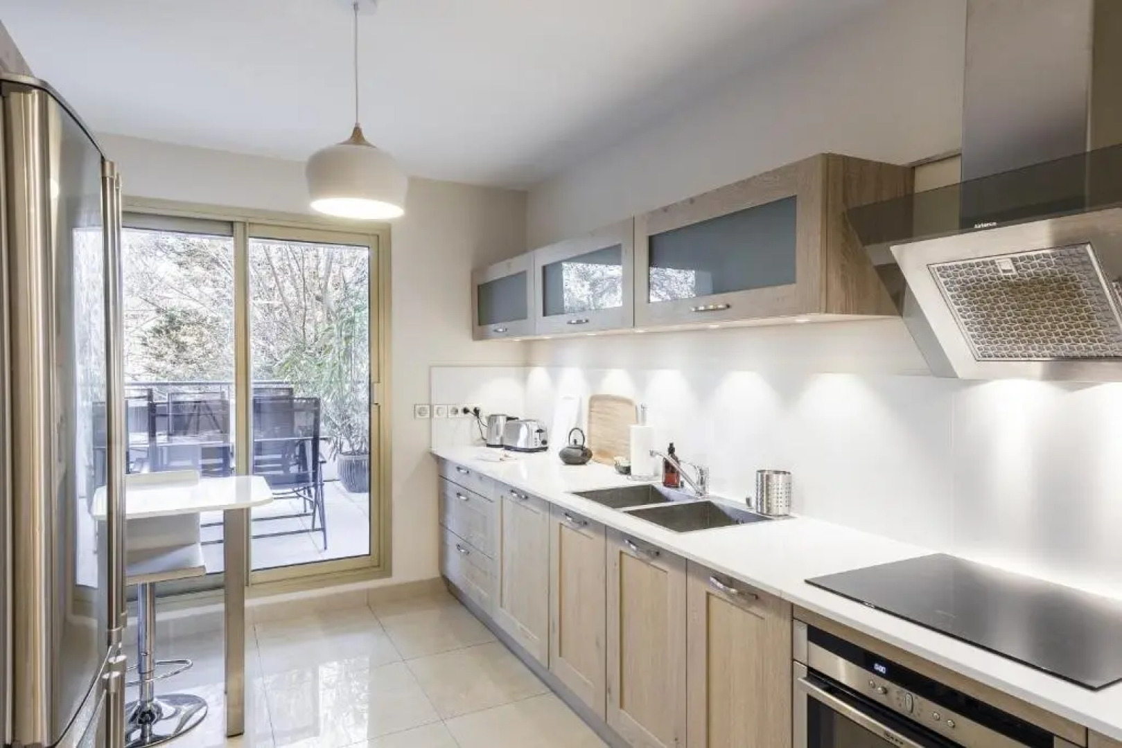 L'HAUTERIVE - Magnifique T3 piscine tennis Caluire