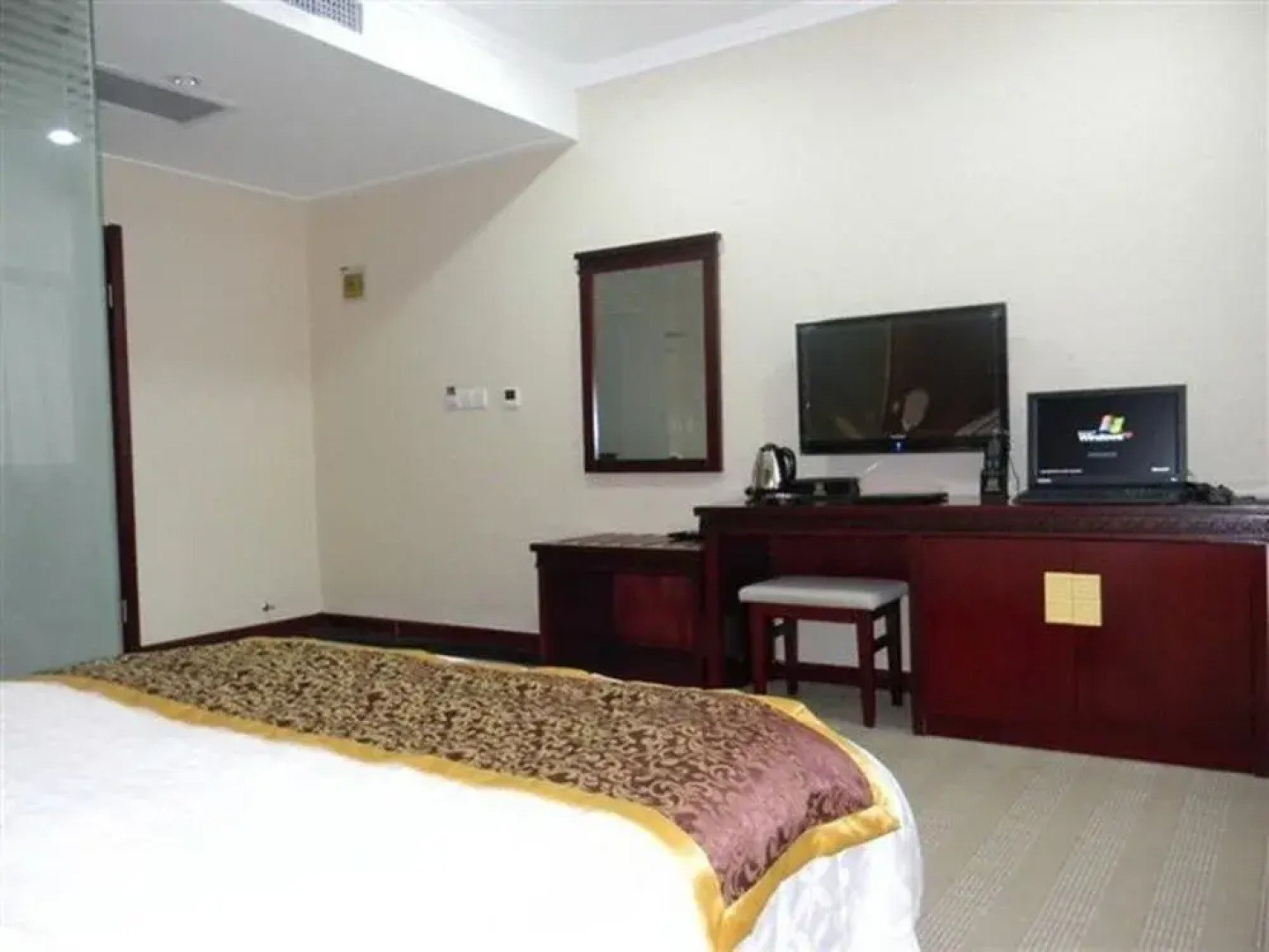 Xiyue International Hotel - Huashan