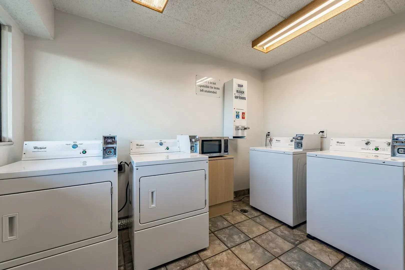 Days Inn by Wyndham Cincinnati I-71