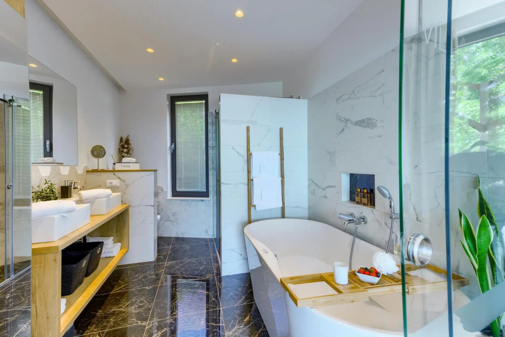 Bellevue in Bast, Baška Voda