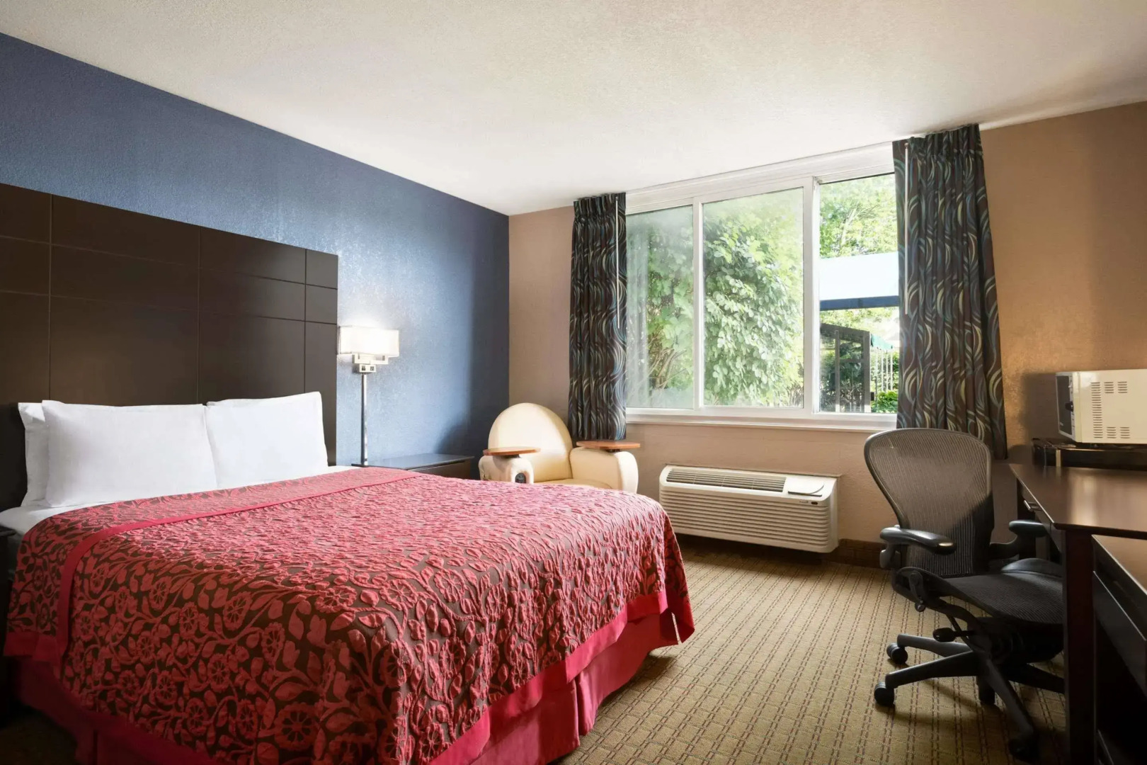 Days Inn Cleveland Willoughby