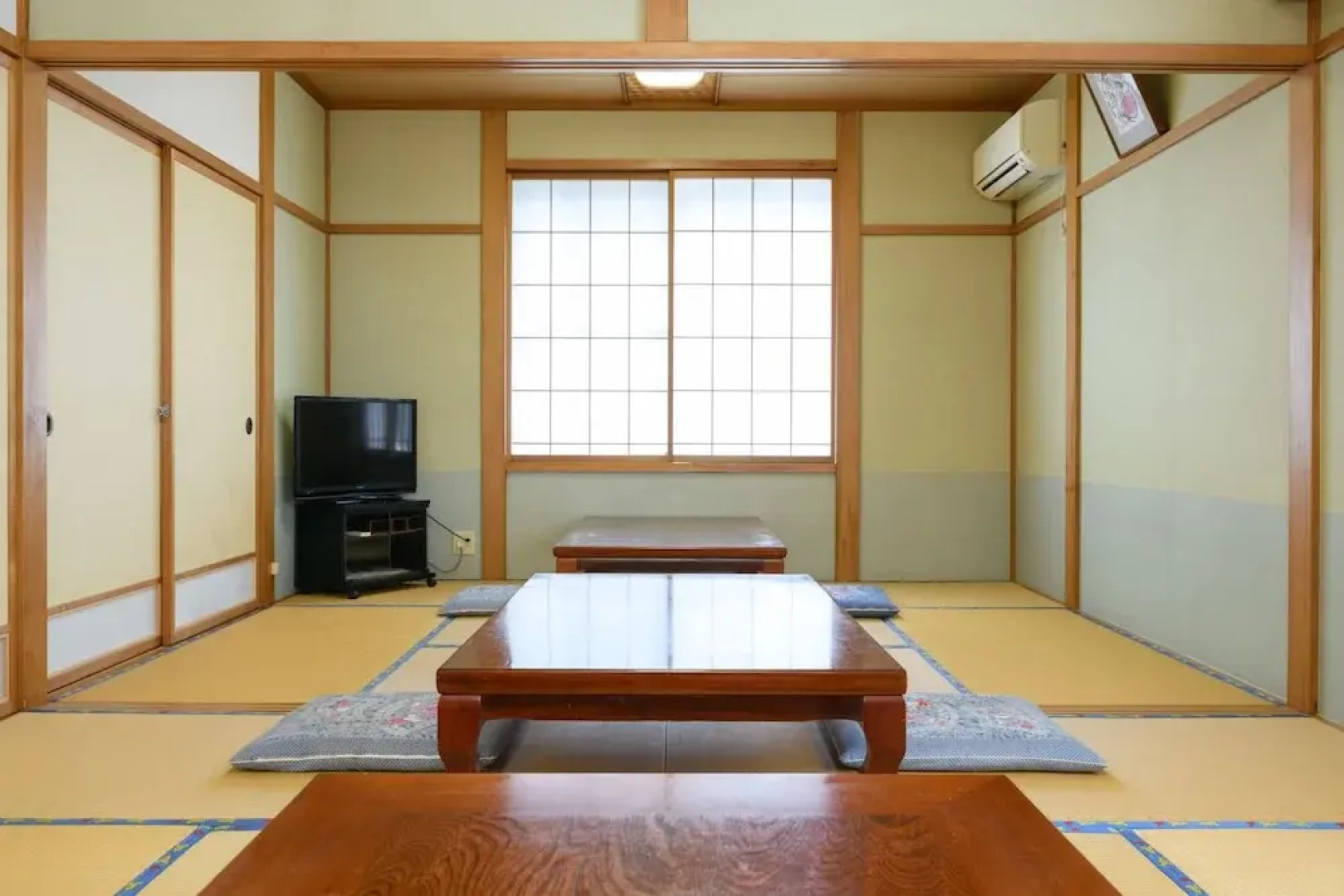 OYO Ryokan Ryosou Minato Sado
