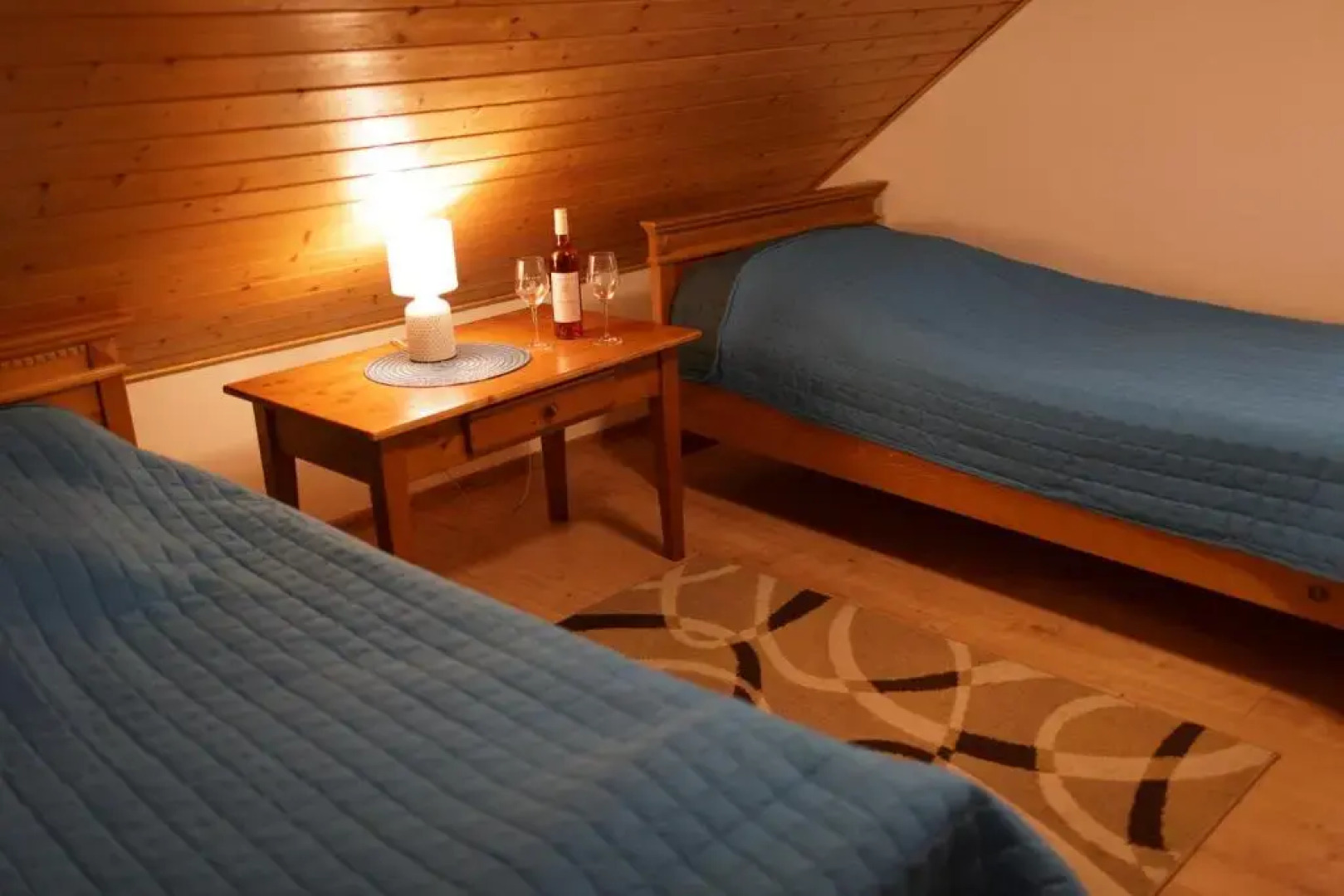 Sárosdi Pince és Panzió