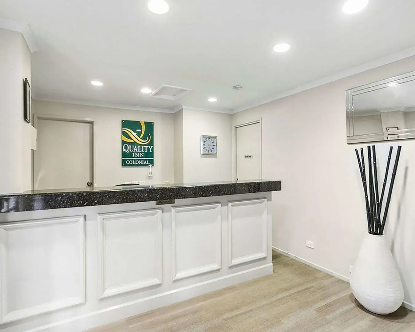 Quality Inn Colonial