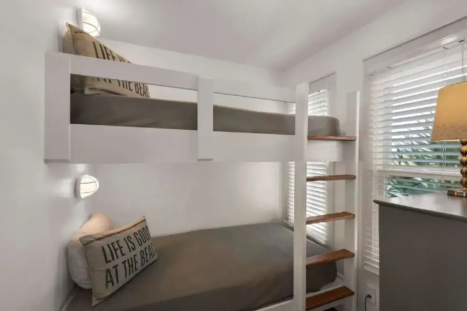 Love Shack 2 Bedroom Apartment