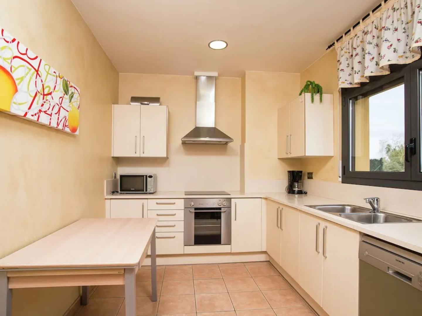 Cozy Holiday Home in Urbanització Bon Relax With Pool