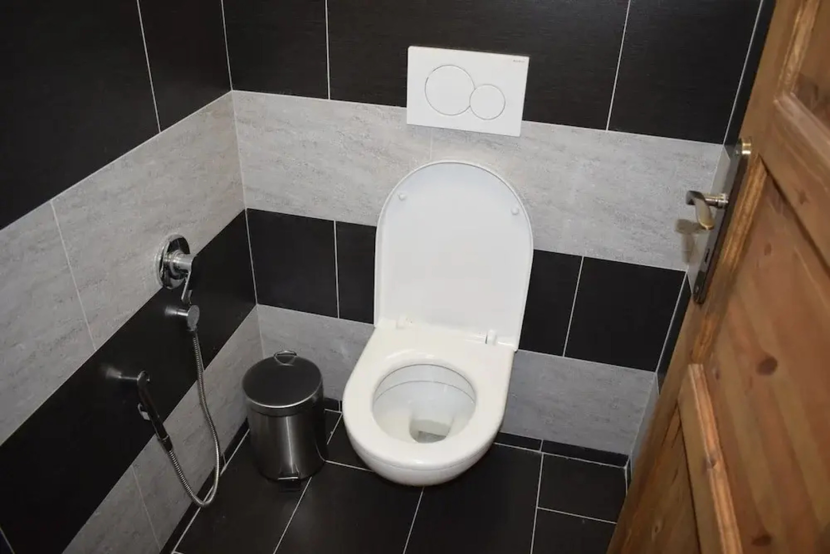 Villa in Lesany With Sauna and Jacuzzi