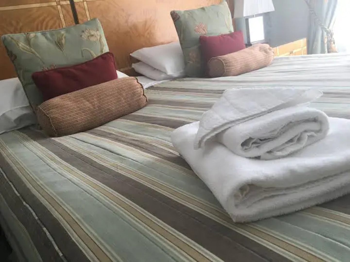 Dunsley Hall Country House Hotel