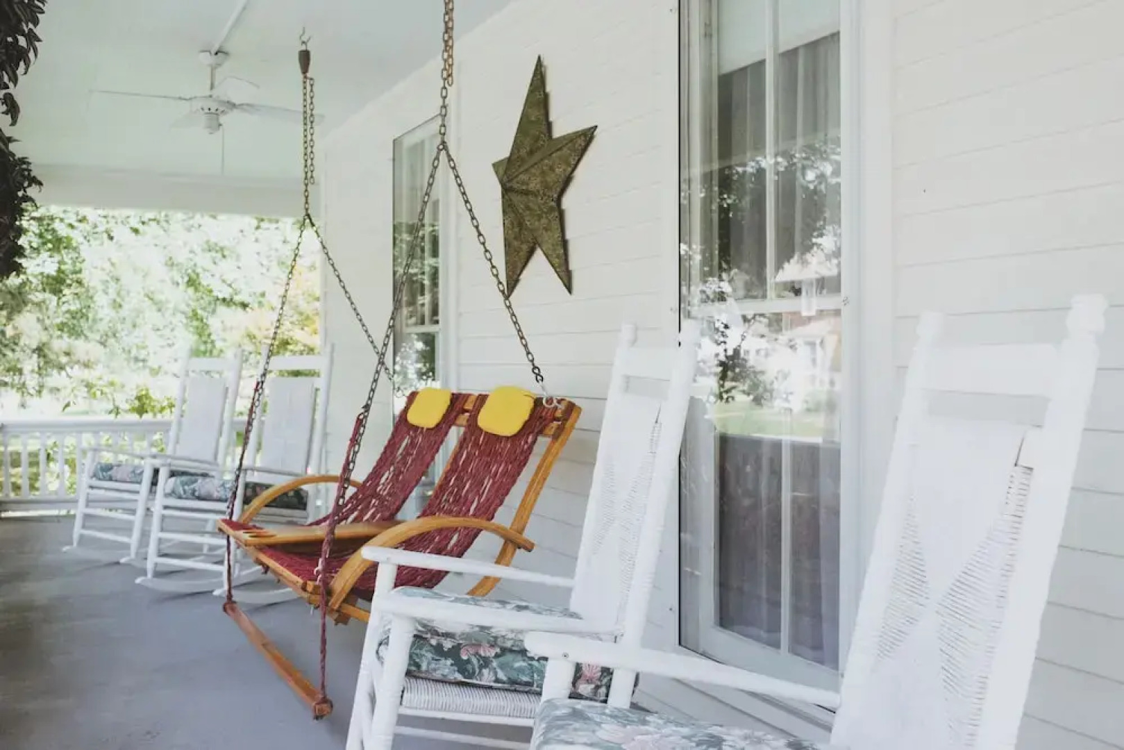 Riverwind Inn Bed and Breakfast