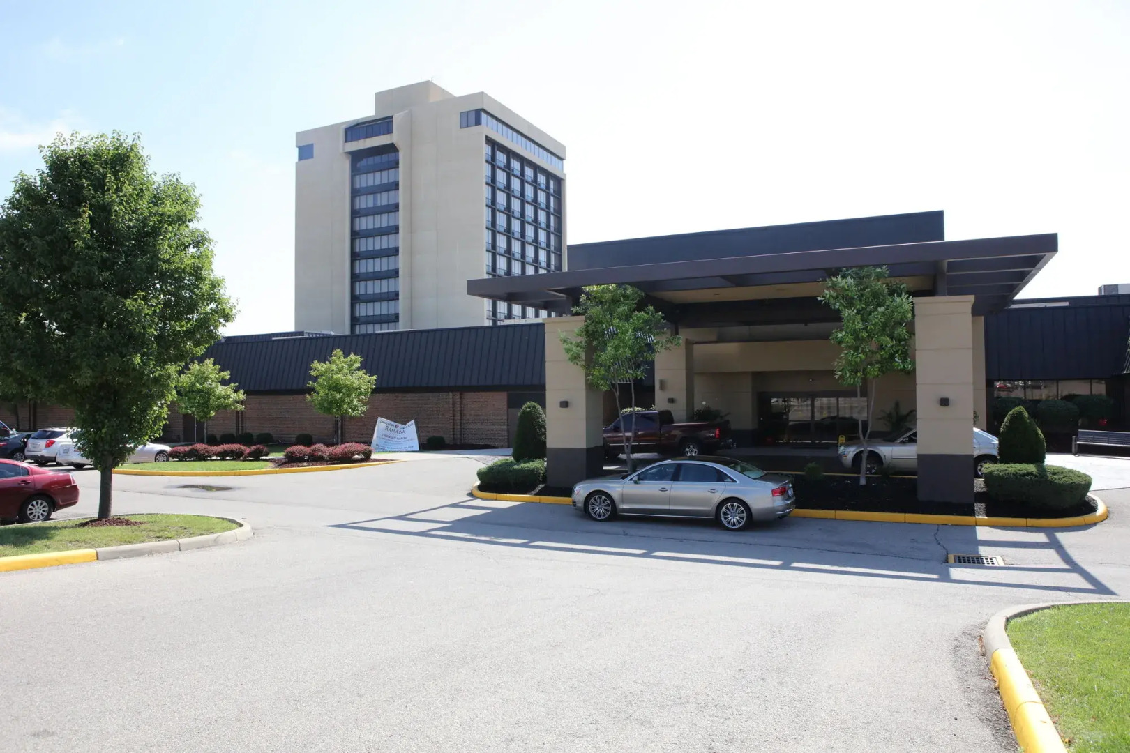 Delta Hotels by Marriott Cincinnati Sharonville