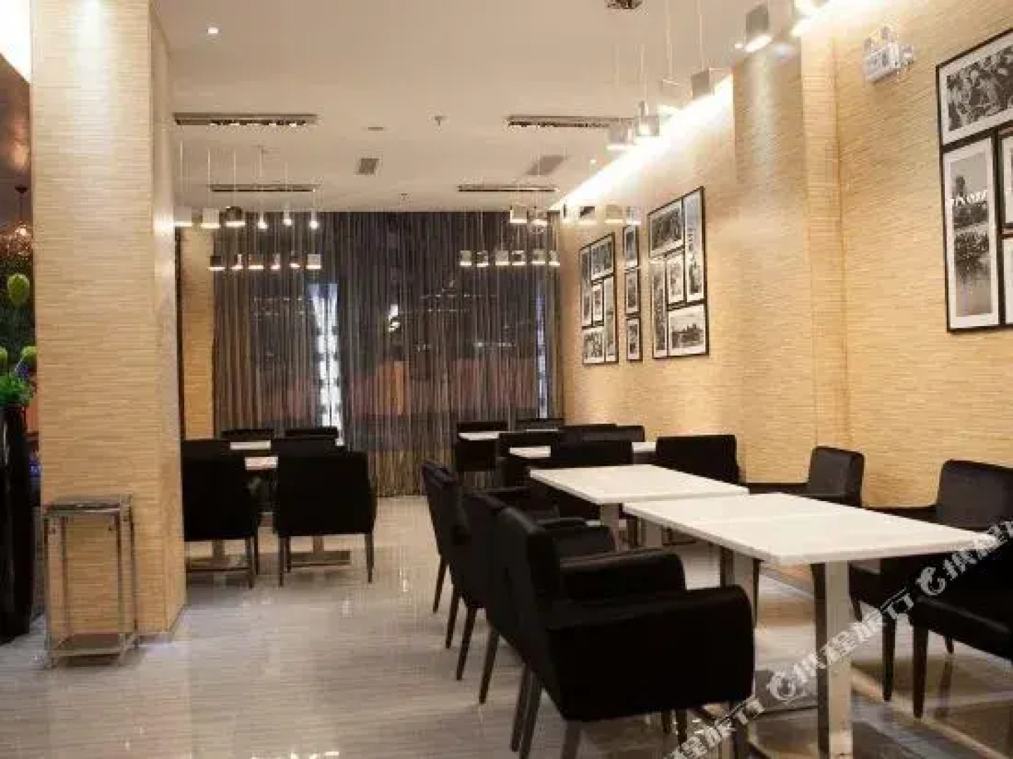 鹰潭怡家艺术酒店