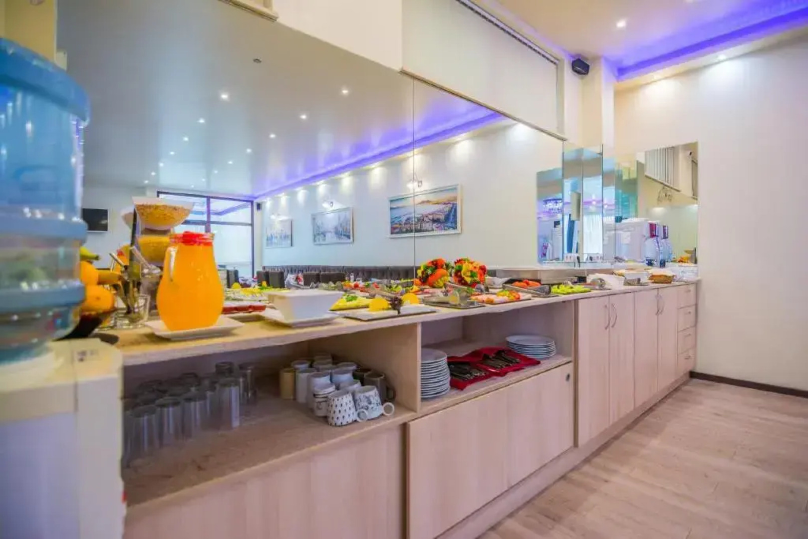 Отель Aris Sofia