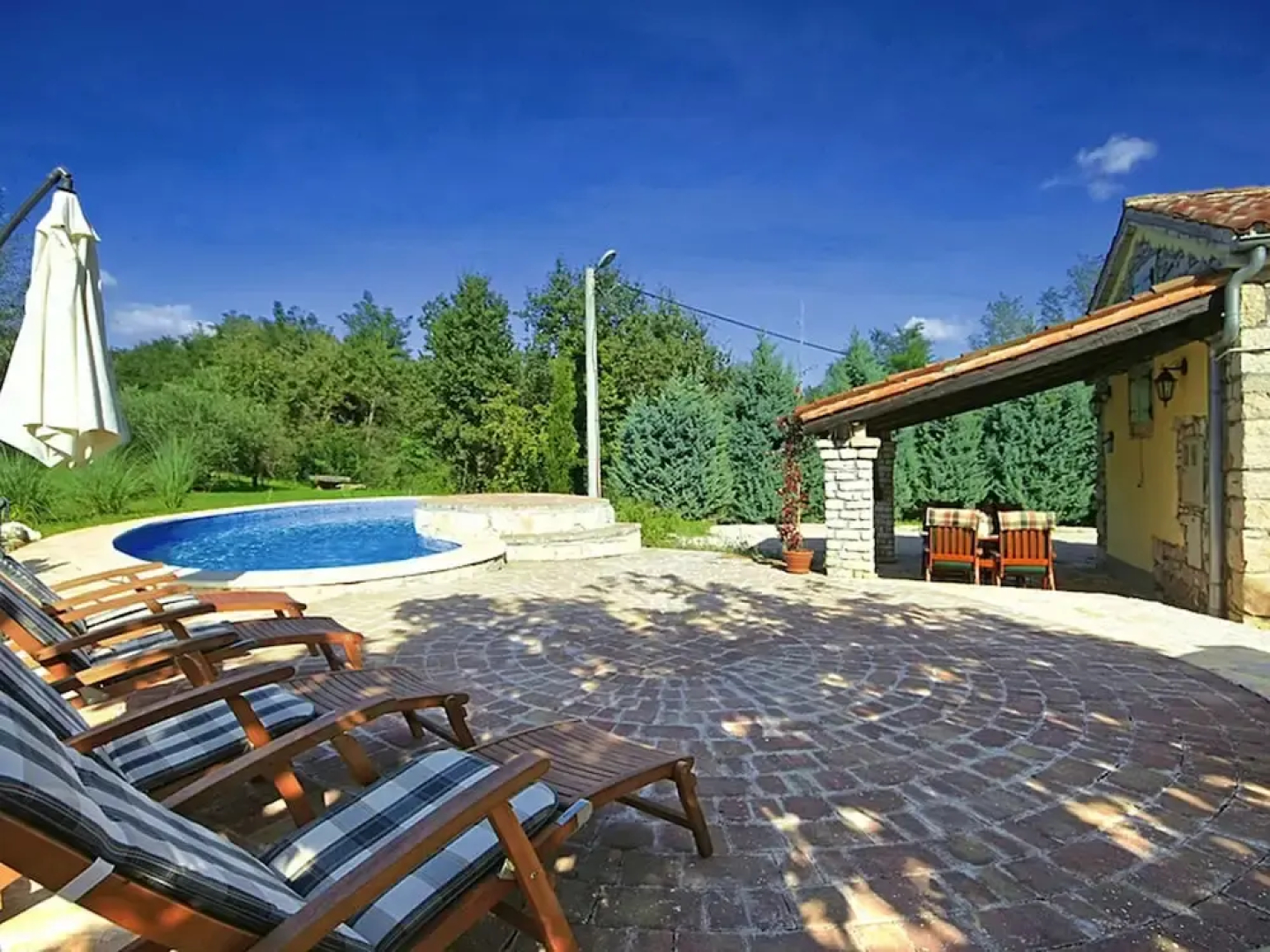 Cozy Holiday Home in Županici With Swimming Pool