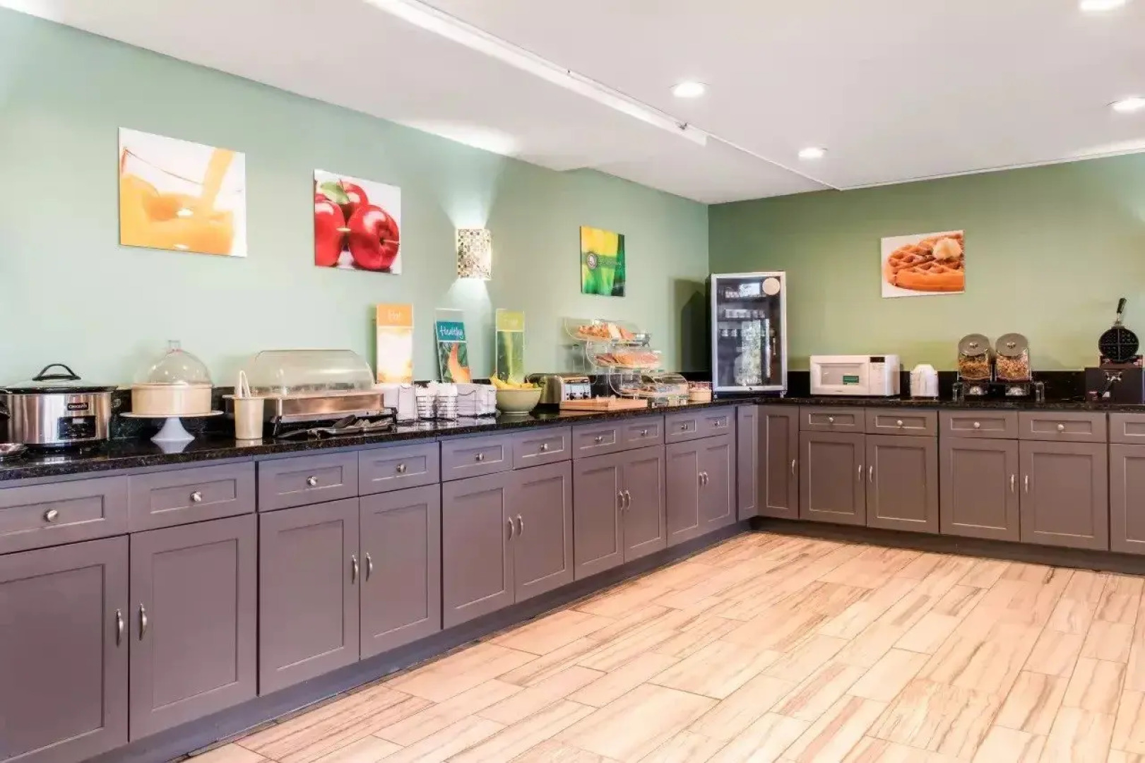 Quality Inn & Suites Miamisburg - Dayton South