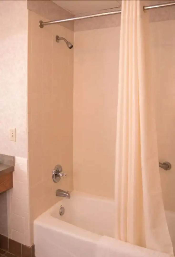 Bright Leaf Golf Resort