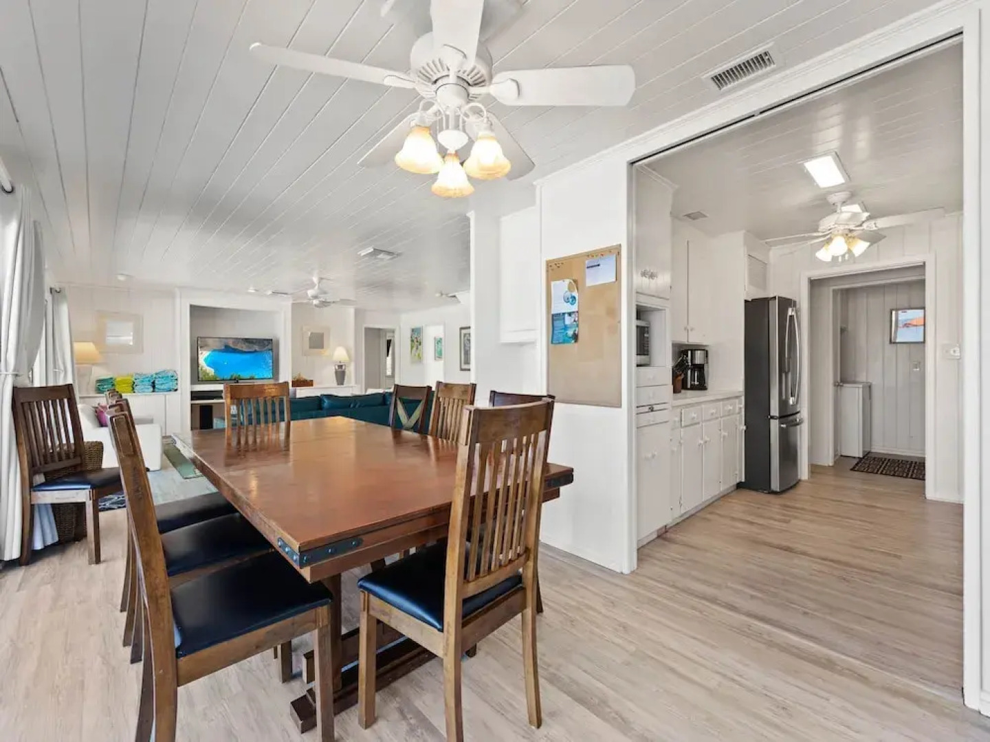 White Sand Cottage by Vacation Rental Pros