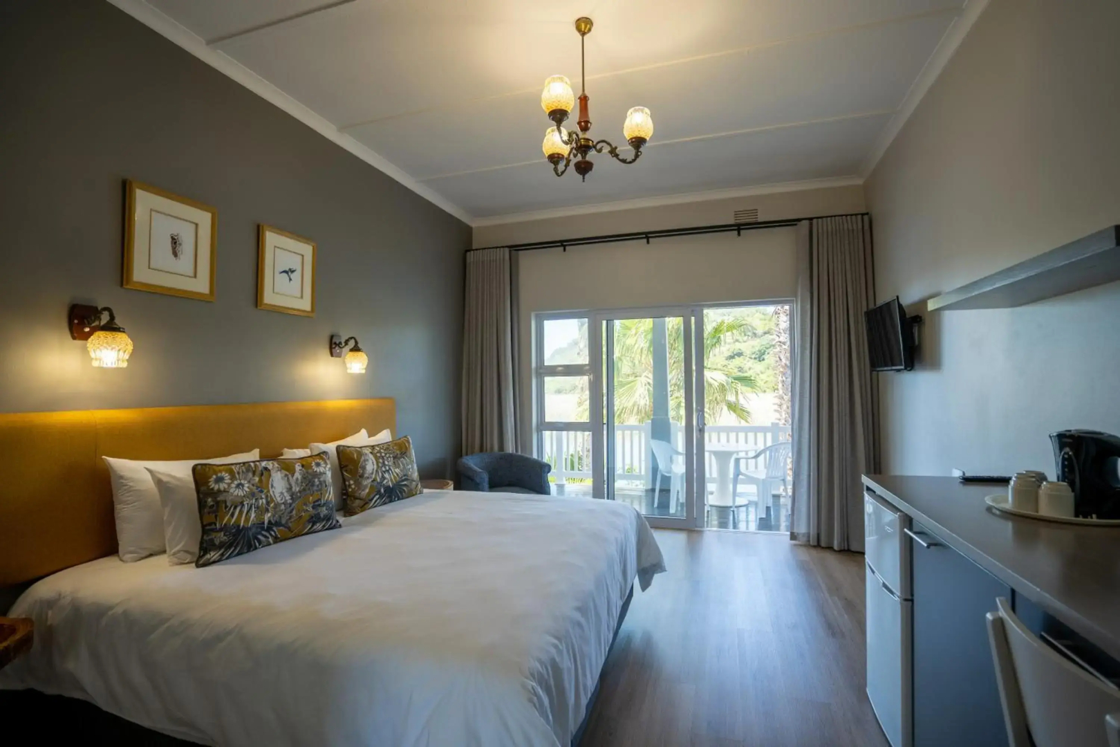 Fairy Knowe Hotel