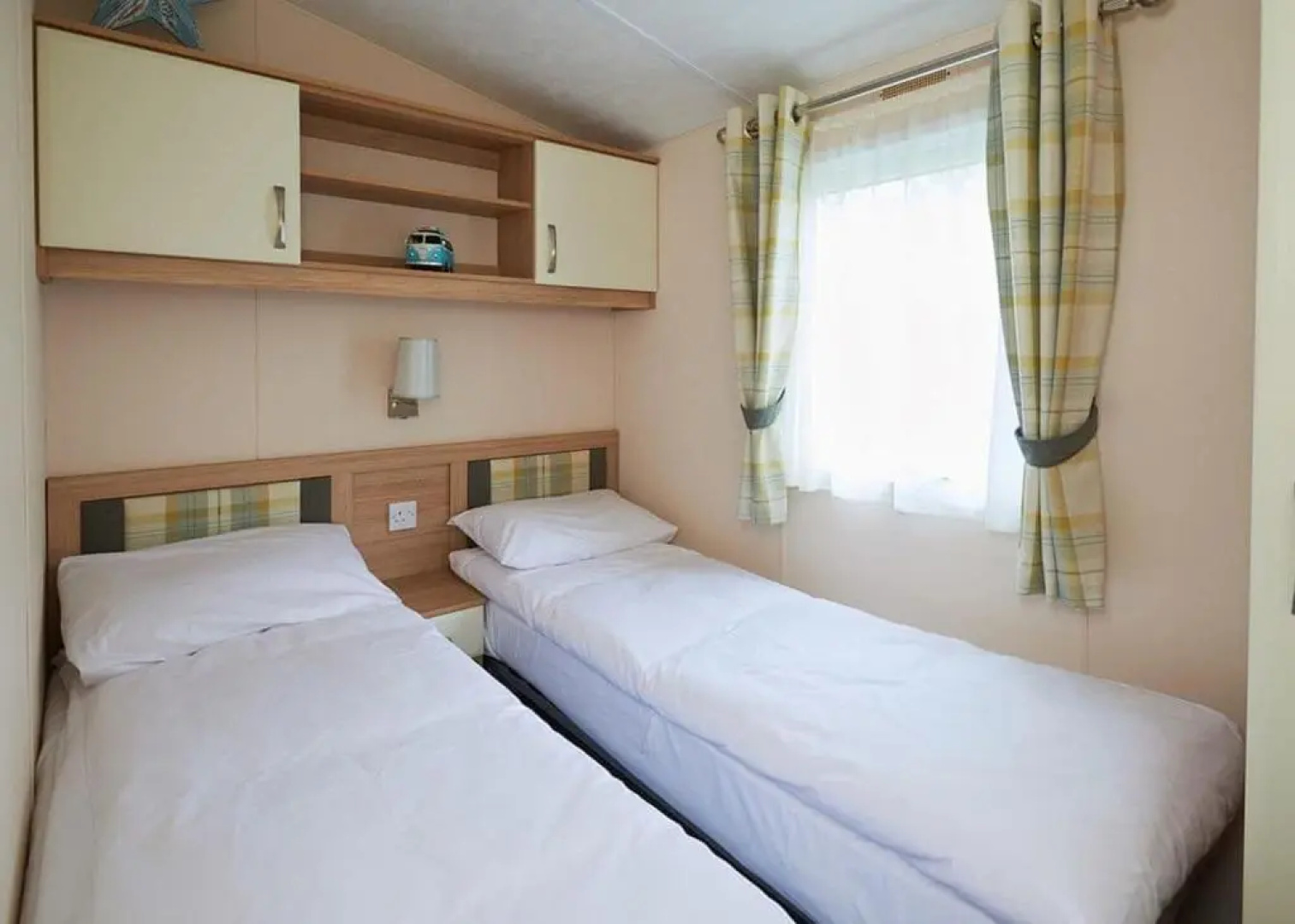 Meadow lakes holiday park