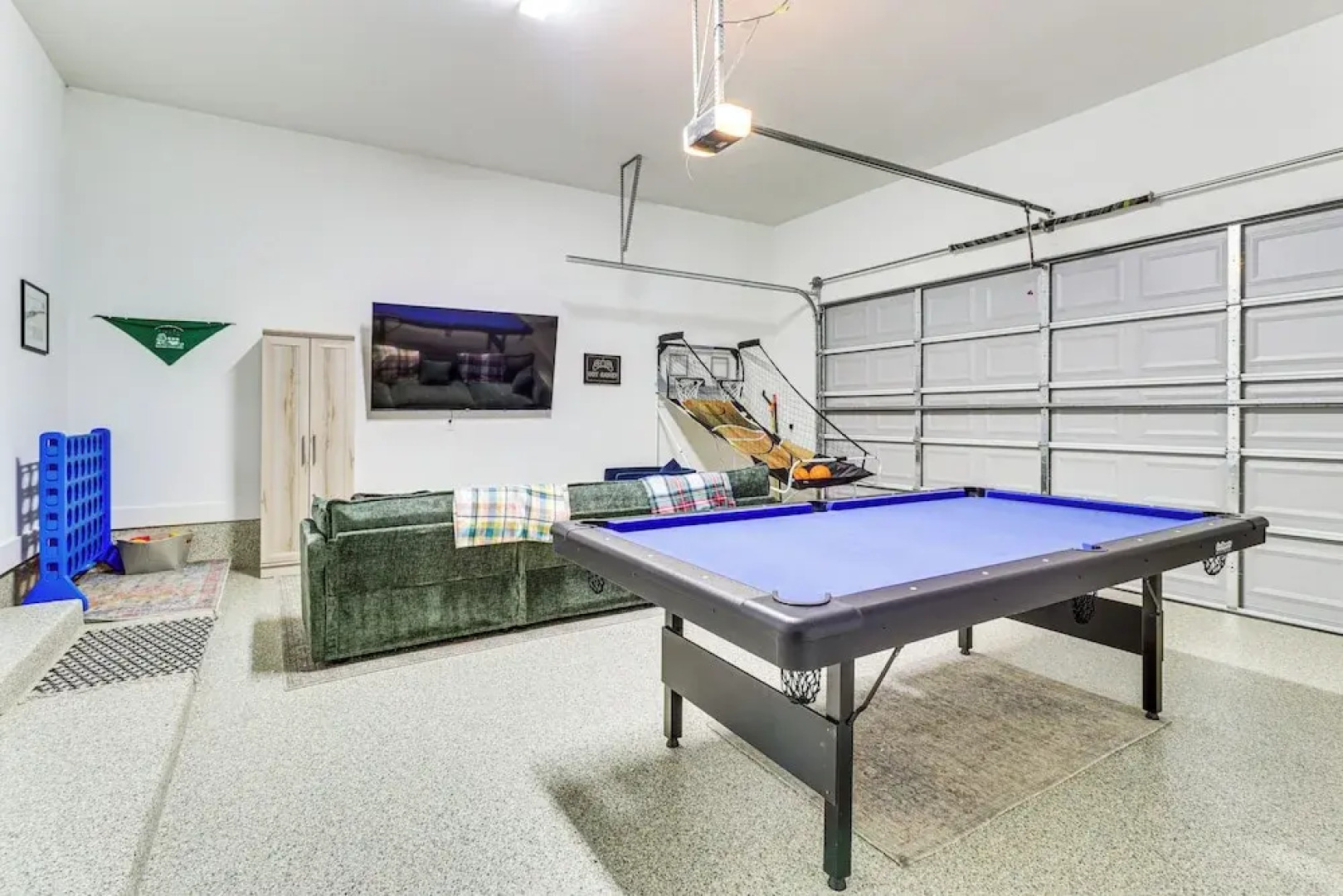 Hot Tub & Fire Pit: 'evergreen Escape' in Bastrop!