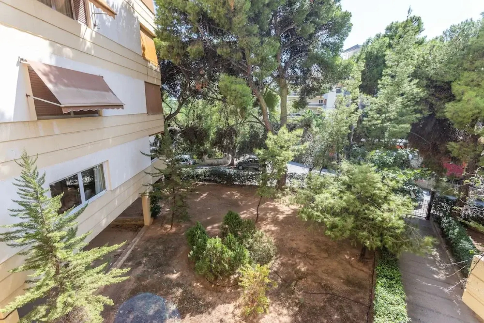 Modern ParkView 2bdr