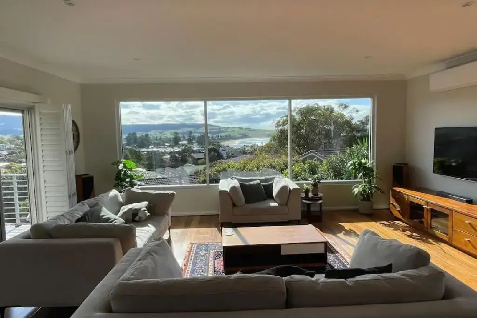 Seaview at Gerringong - newly listed for holidays