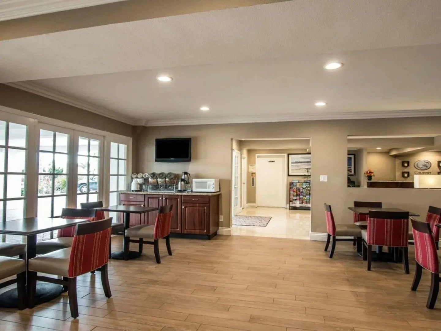 Comfort Suites San Clemente Beach