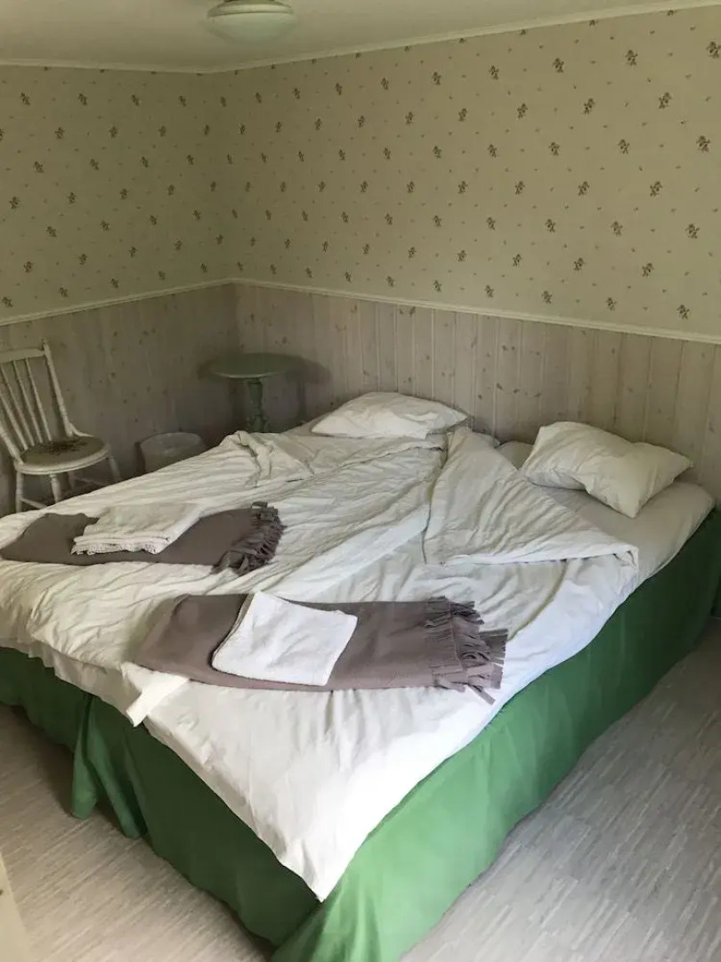 Runsten Säng & Frukost