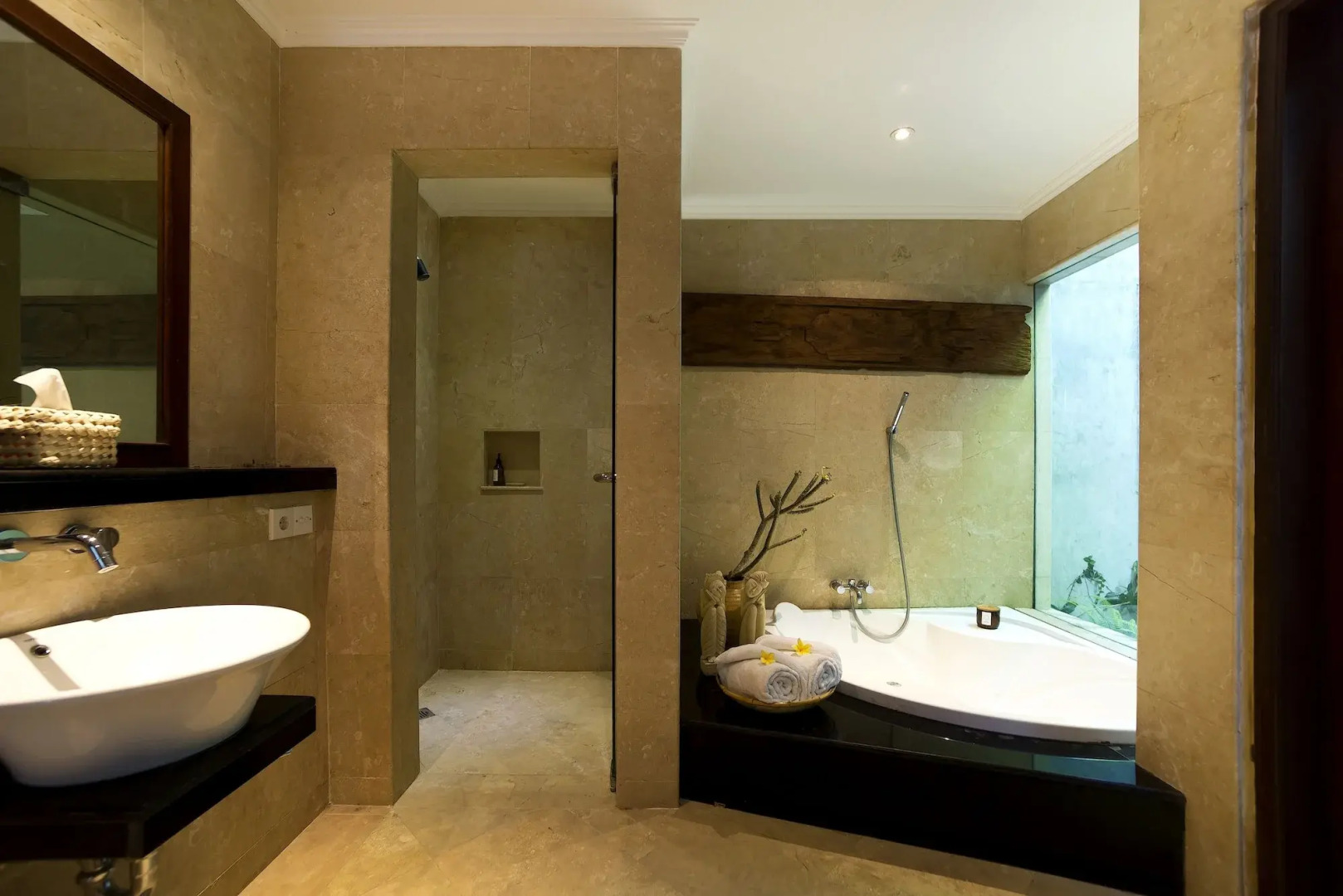 Planta Luxury Boutique Resort