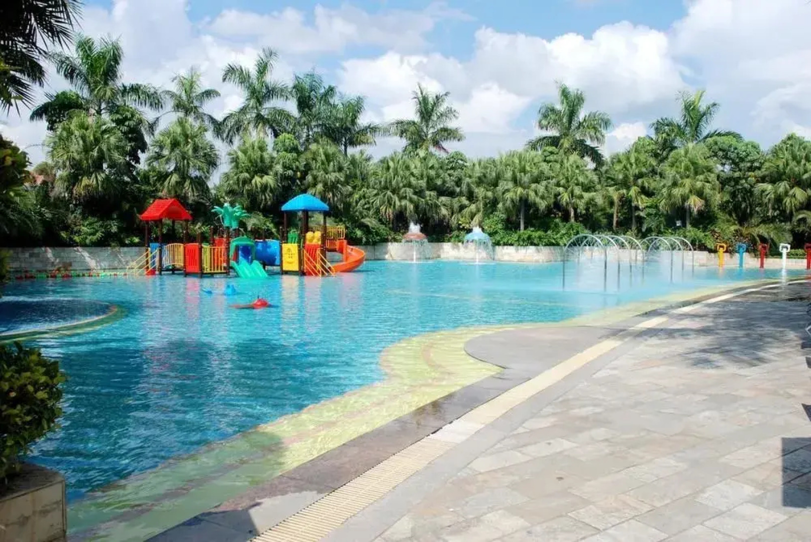 Ju Long Wan Hotspring