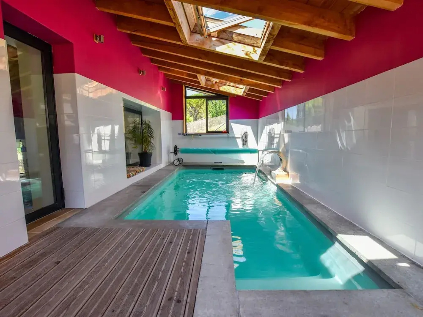 Splendid Holiday Home in Espère France With Private Pool