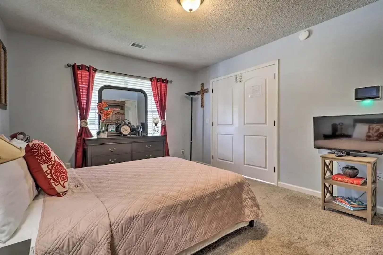 Fairburn Home w/ Fire Pit - 24 Mi to Atlanta!