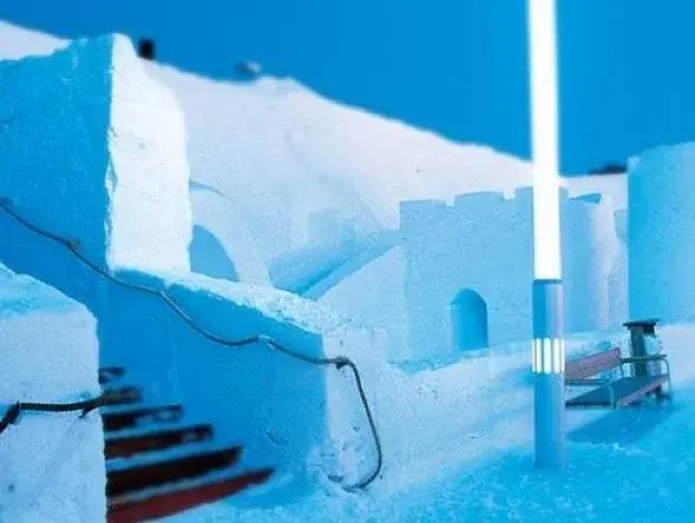 Snow Hotel