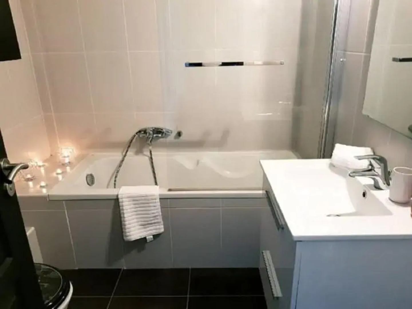 Appartement Cosy et spacieux, avec balcon et vue sur la mer