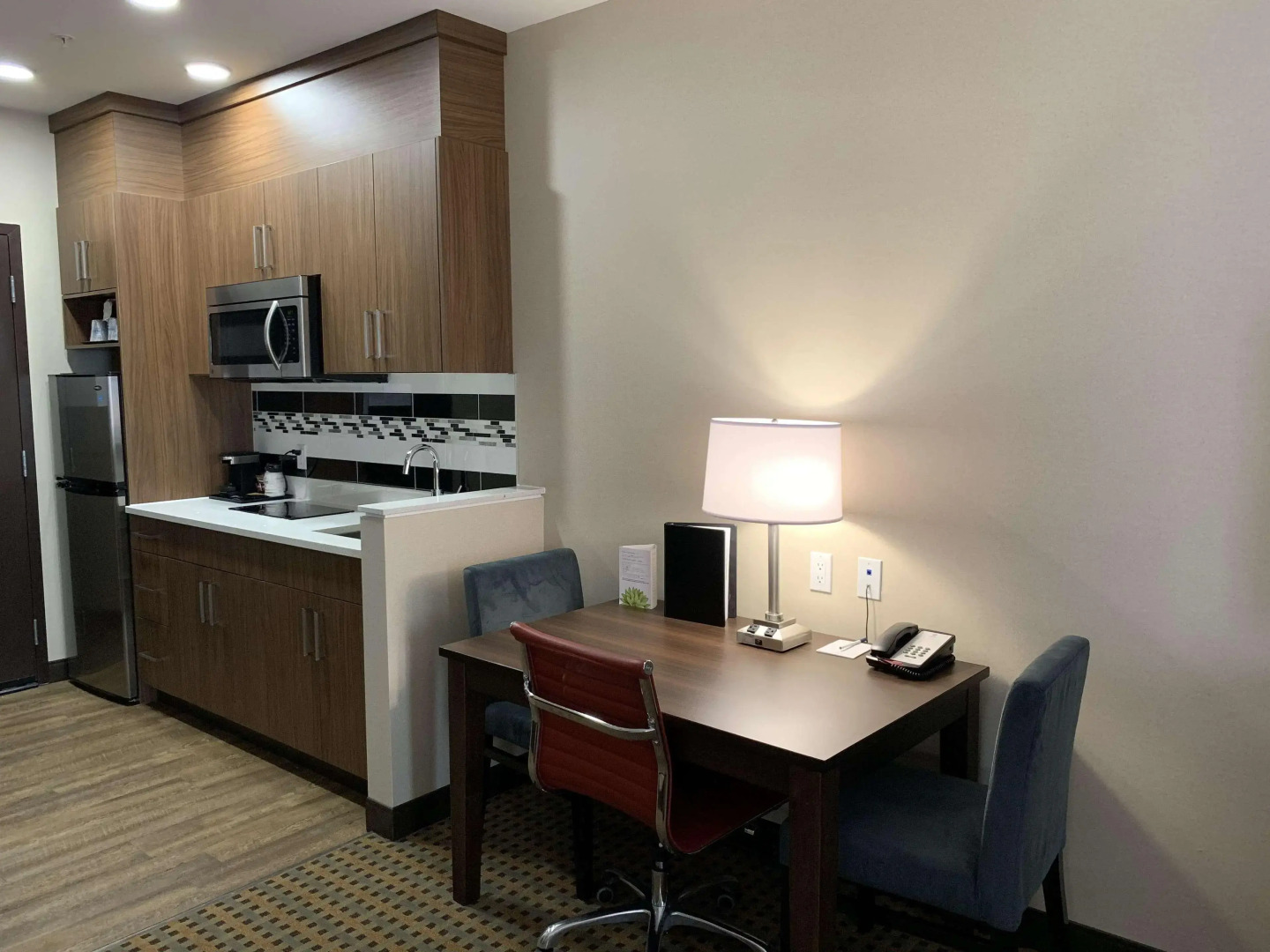 Best Western Plus Hinton Inn & Suites