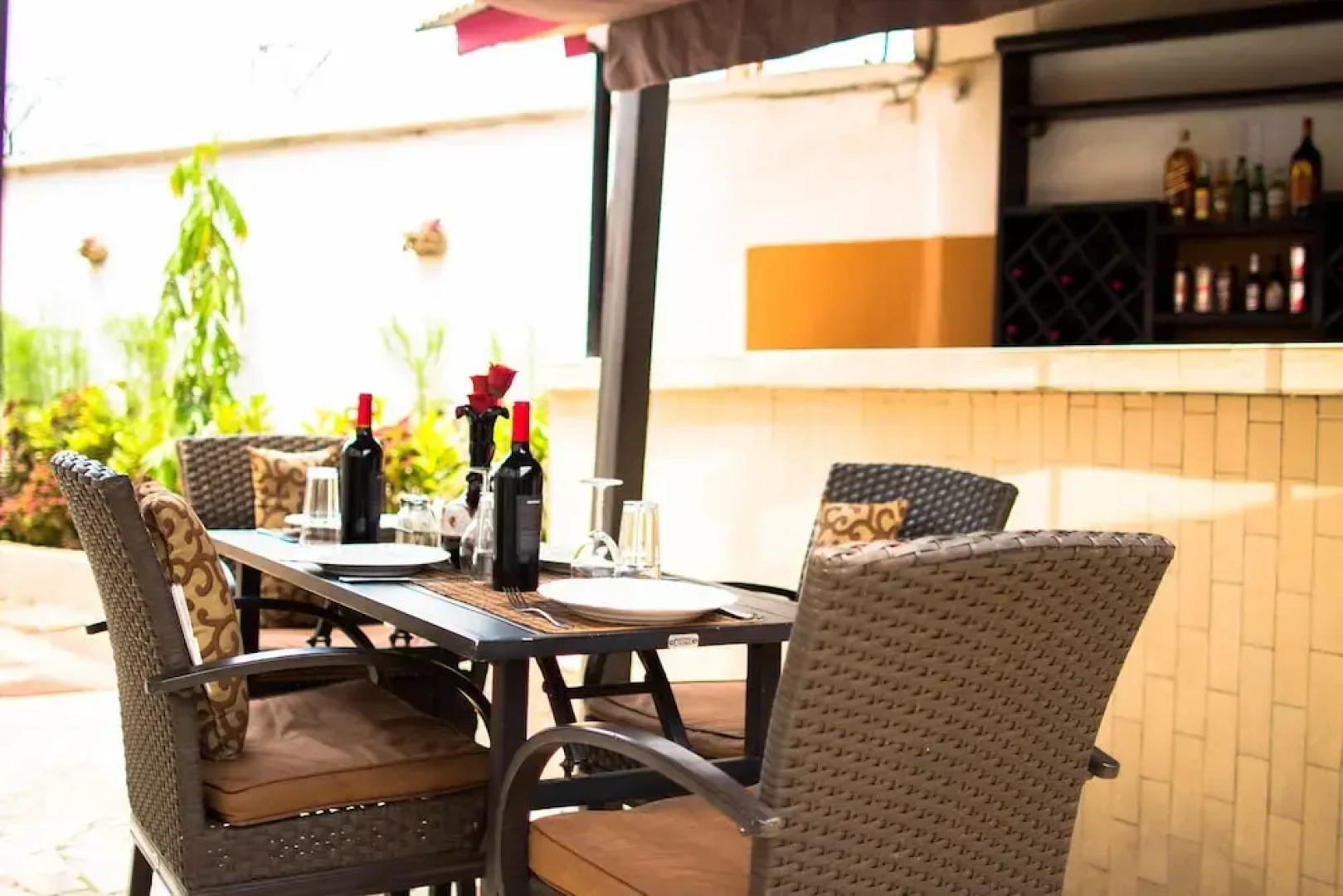 Jam Lodge Hotel & Suites