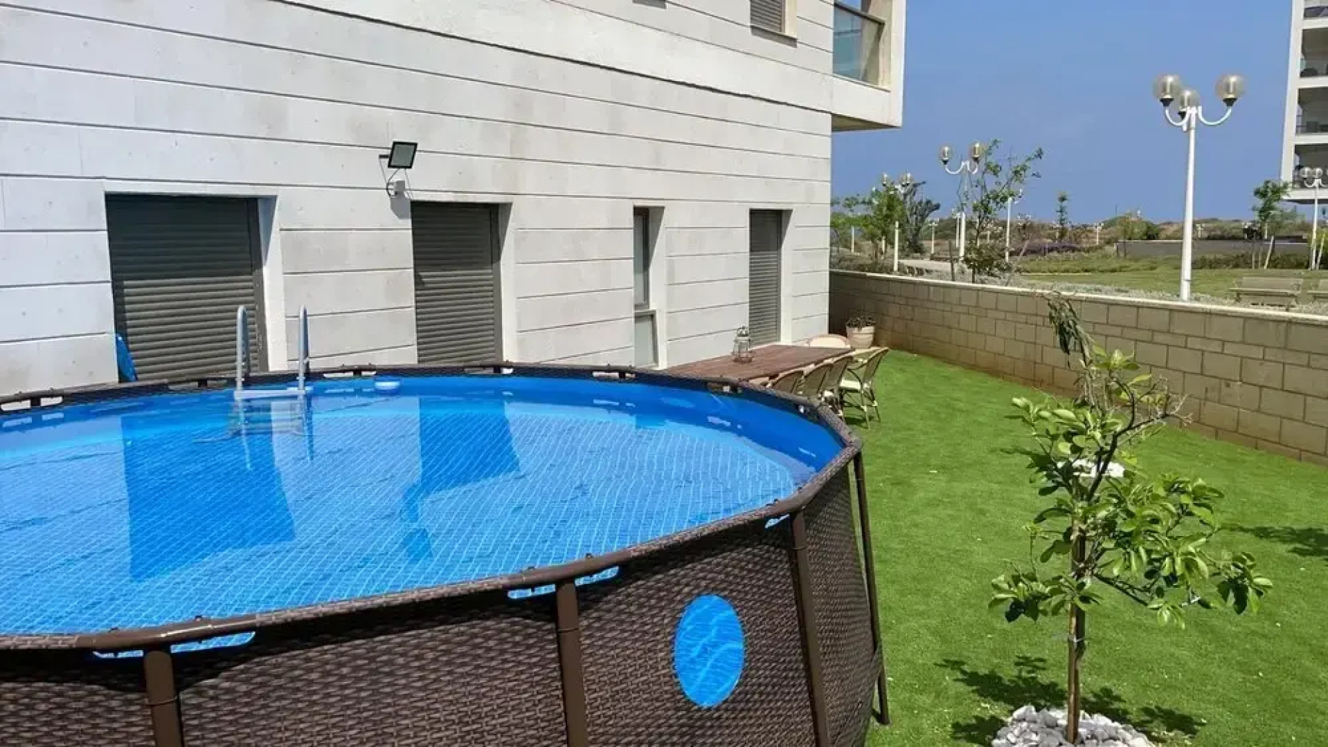 Deluxe Apartment with Private GardenArea